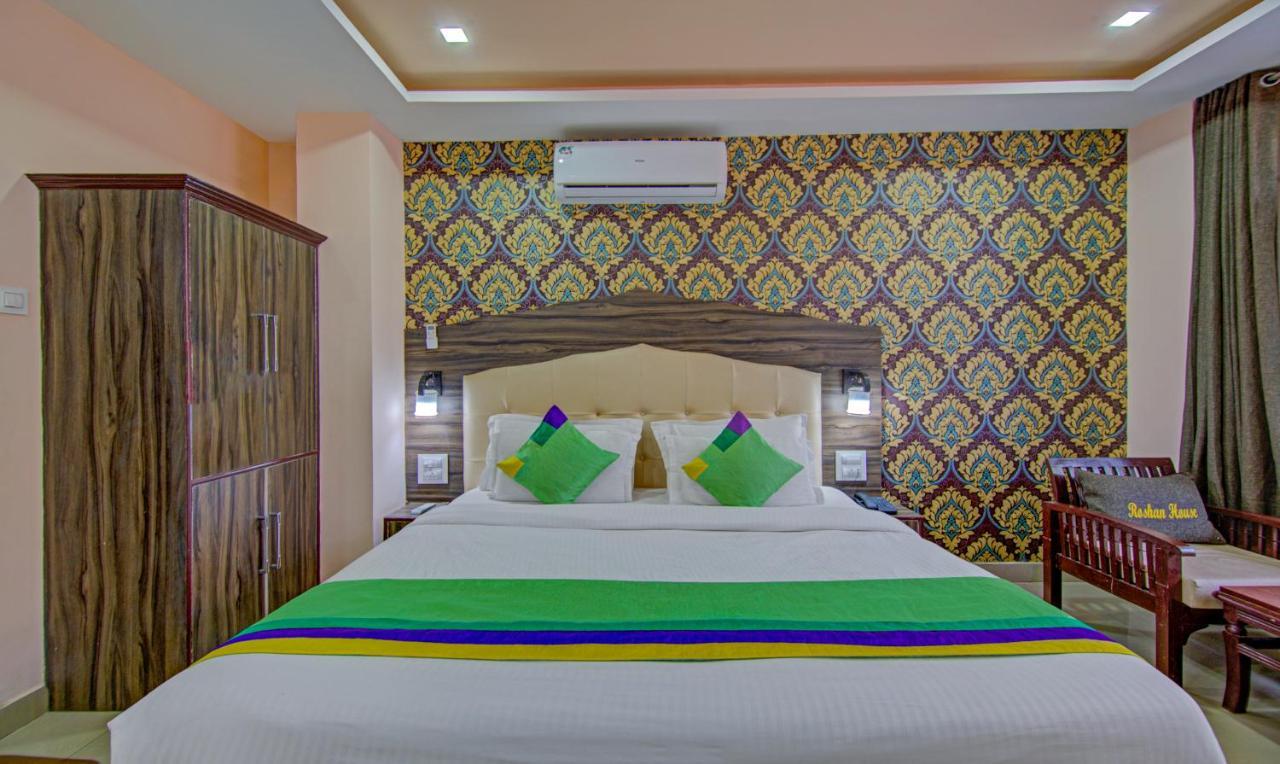 Treebo Roshan House With Valley View ماكليود غانج المظهر الخارجي الصورة