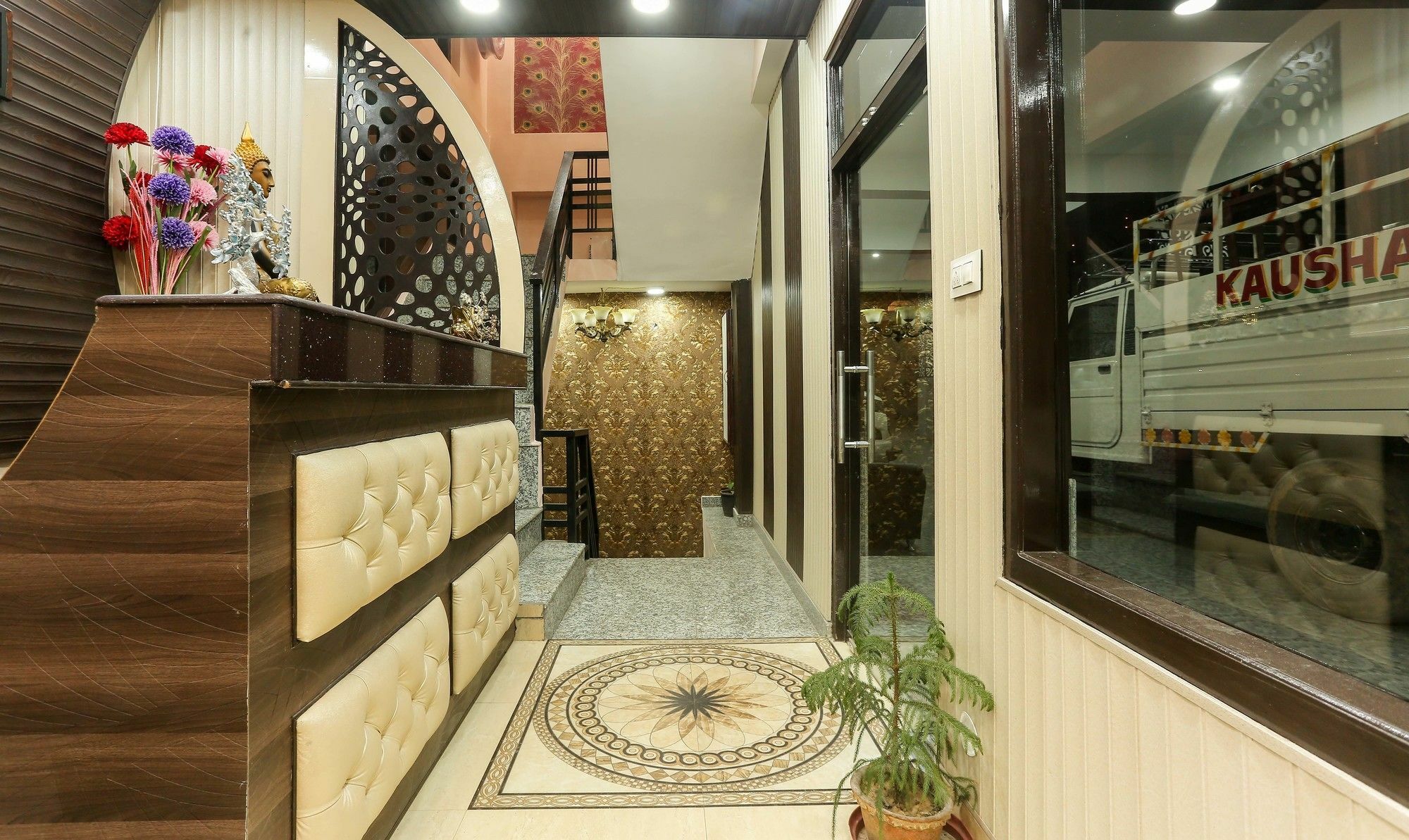 Treebo Roshan House With Valley View ماكليود غانج المظهر الخارجي الصورة
